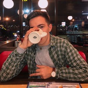 Meet your Posher, Jackson